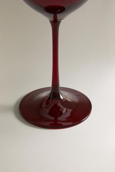 CRYSTALLINE CHRISTMAS WINE GLASS WITH RAISED DESIGN - Red by Zara - Image 3