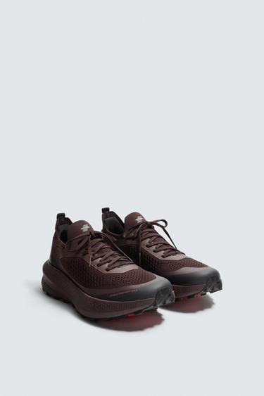 TRAIL RUNNING TRAINERS - Burgundy Red by Zara