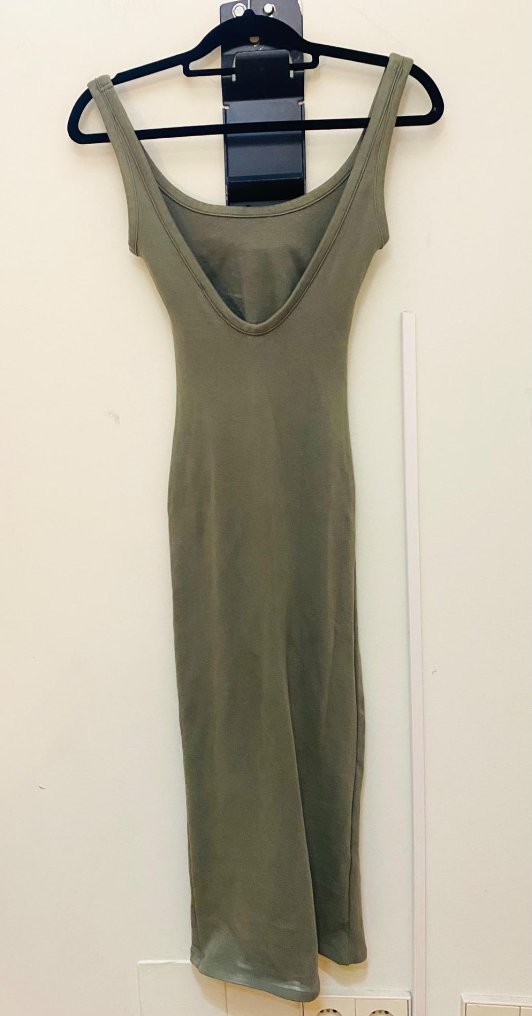 FITTED GATHERED RIBBED MIDI DRESS - Image 3
