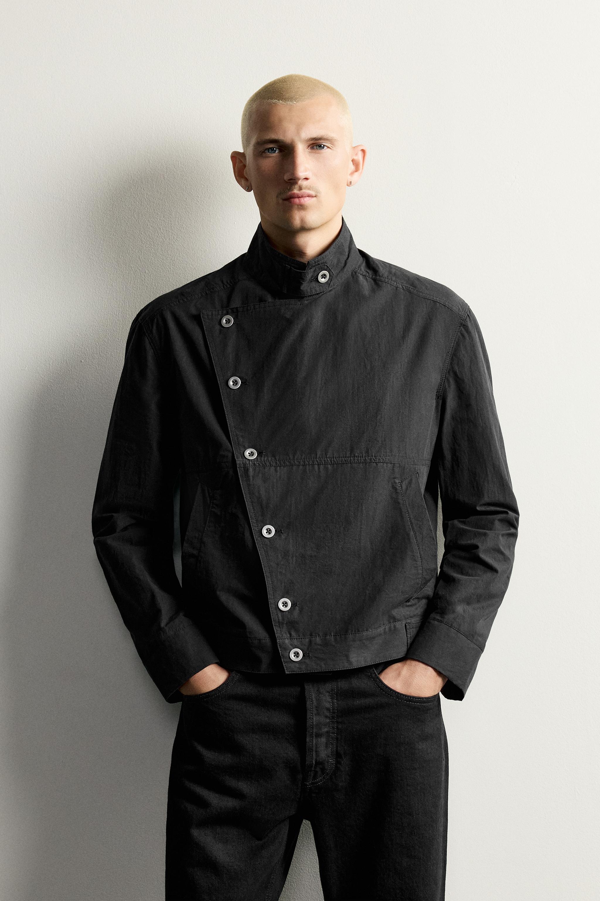 CROPPED FIT BUTTON-FRONT JACKET