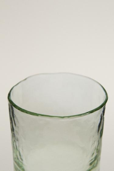 HAMMERED EFFECT GLASS TUMBLER - Green by Zara - Image 1