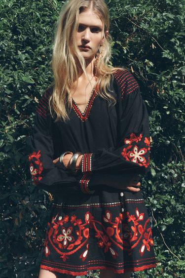 ΚΟΝΤΟ ΚΕΝΤΗΜΕΝΟ ΦΟΡΕΜΑ ZW COLLECTION - Μαύρο του Zara