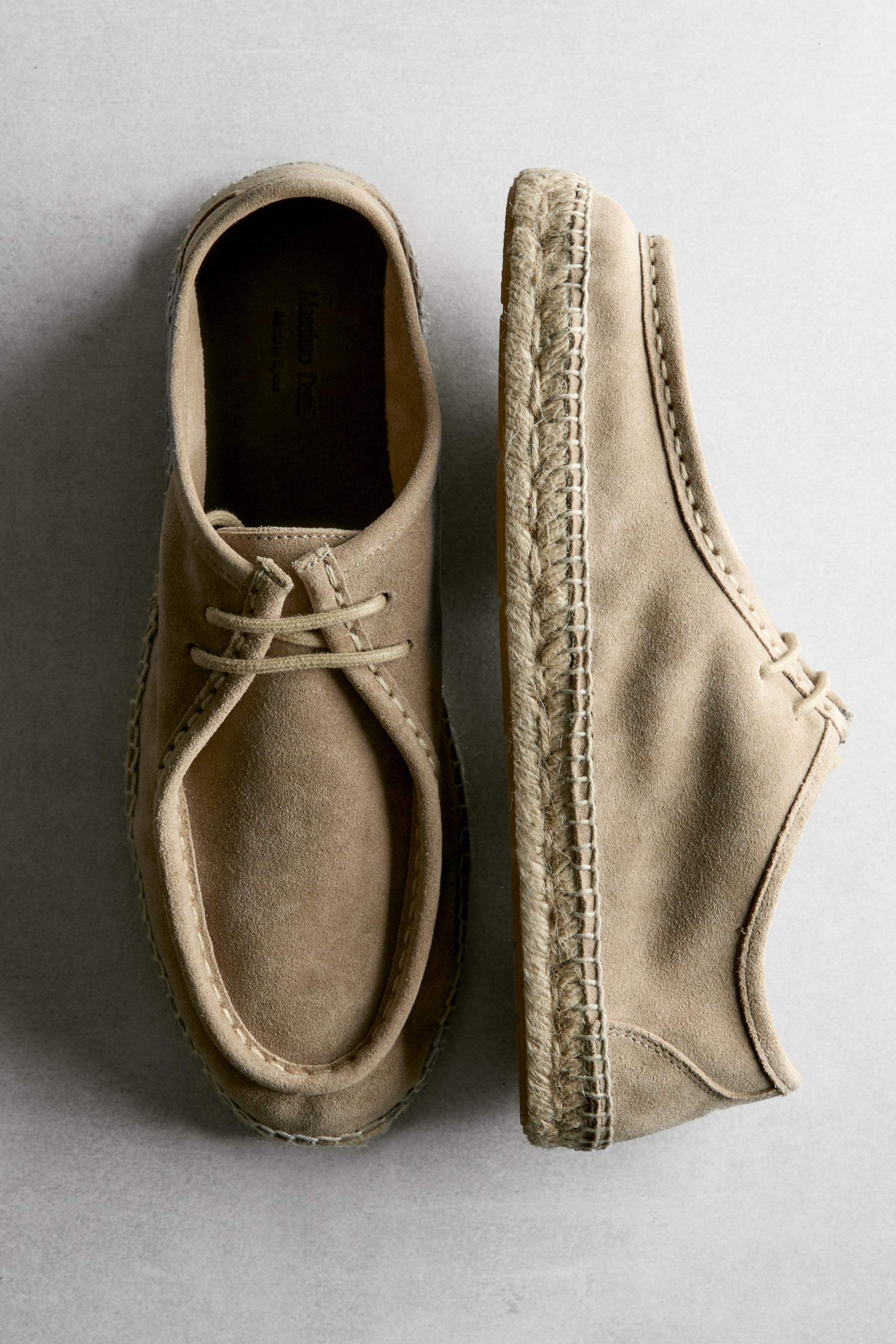 Split leather shoes with moc toe and jute sole — Sandy Brown