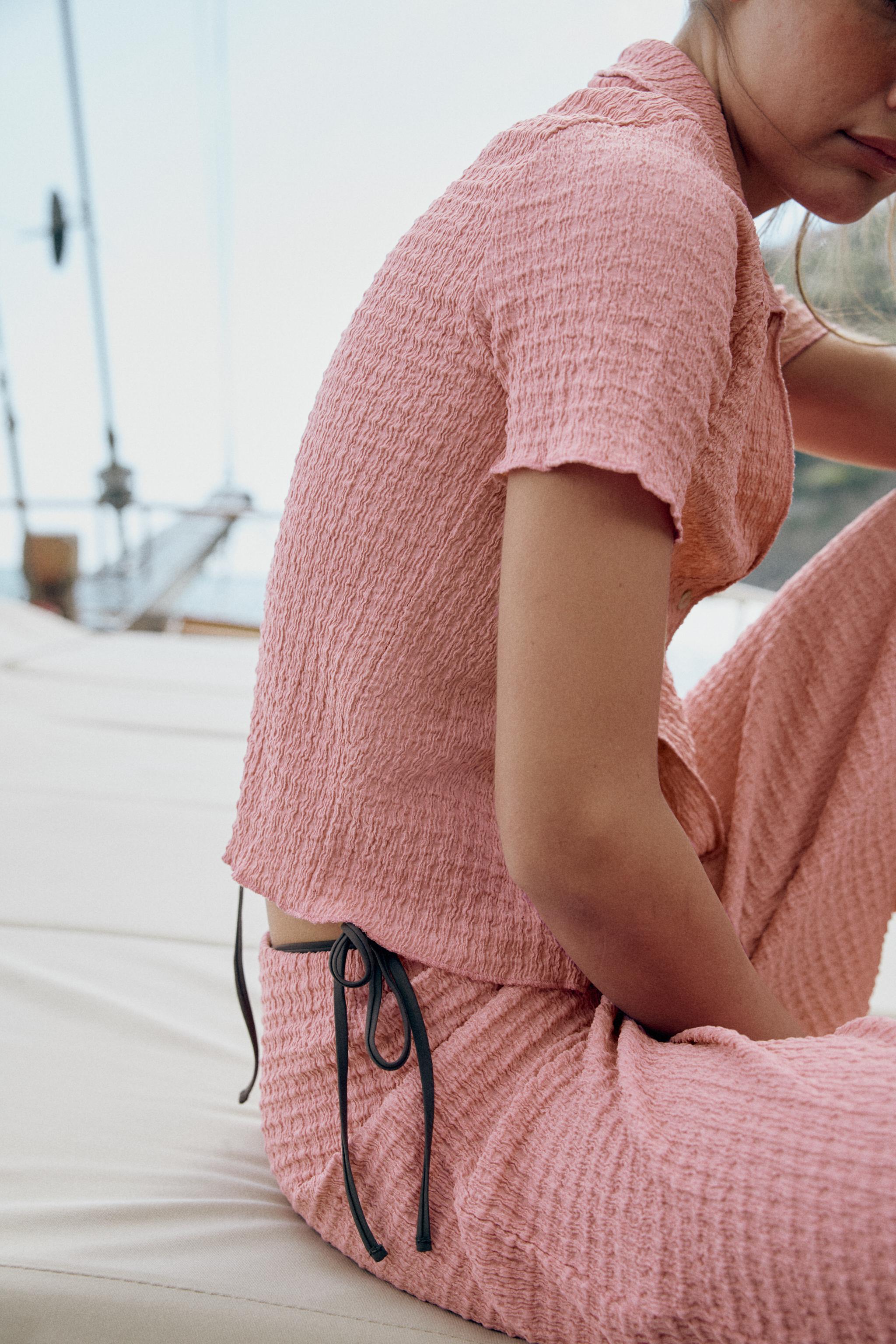 TEXTURED STRAIGHT LEG PANTS
