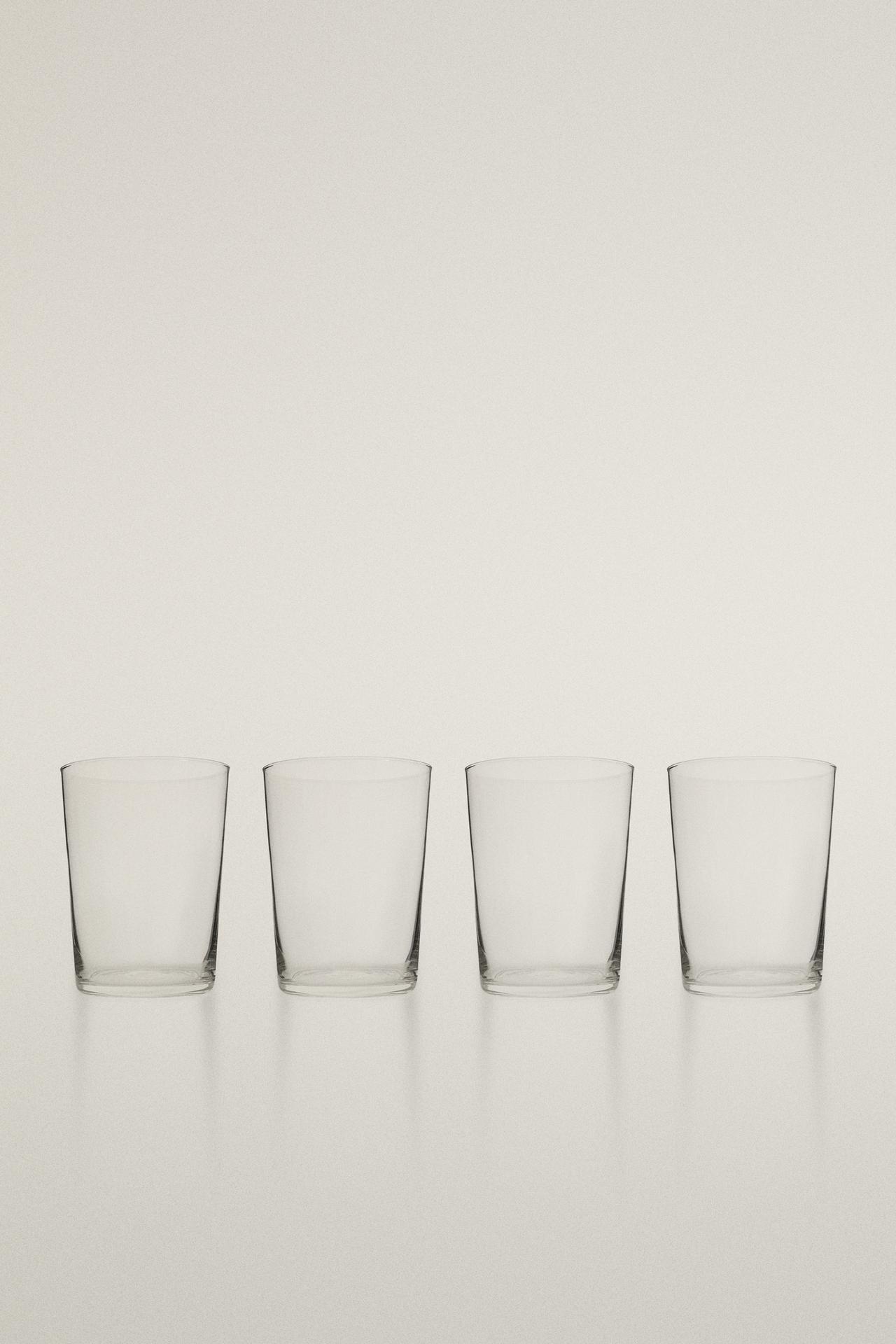 SET OF TALL GLASS TUMBLERS (SET OF 4) — Transparent