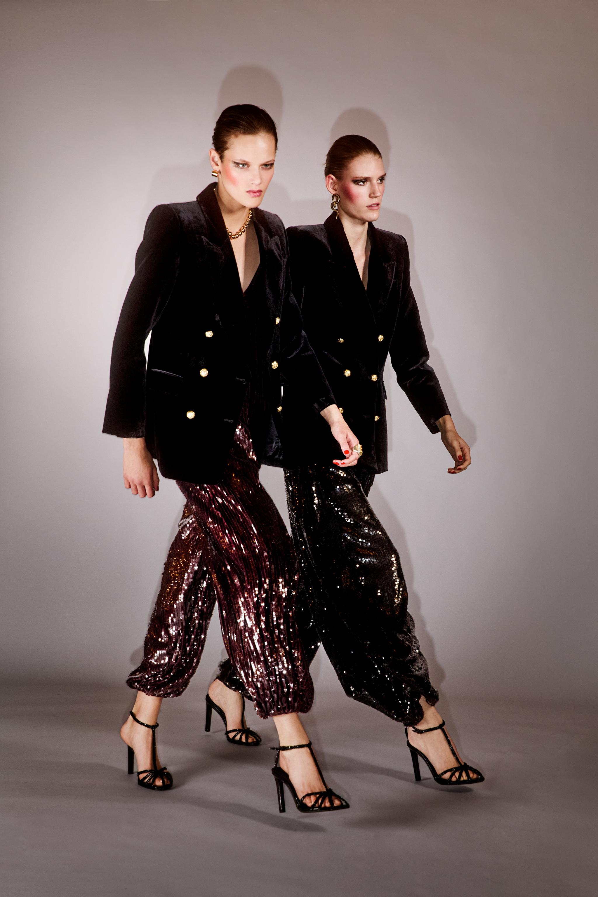 ZW COLLECTION LIMITED EDITION VELVET BLAZER