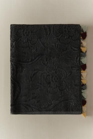 JACQUARD POMPOM BATH TOWEL - Green marl by Zara