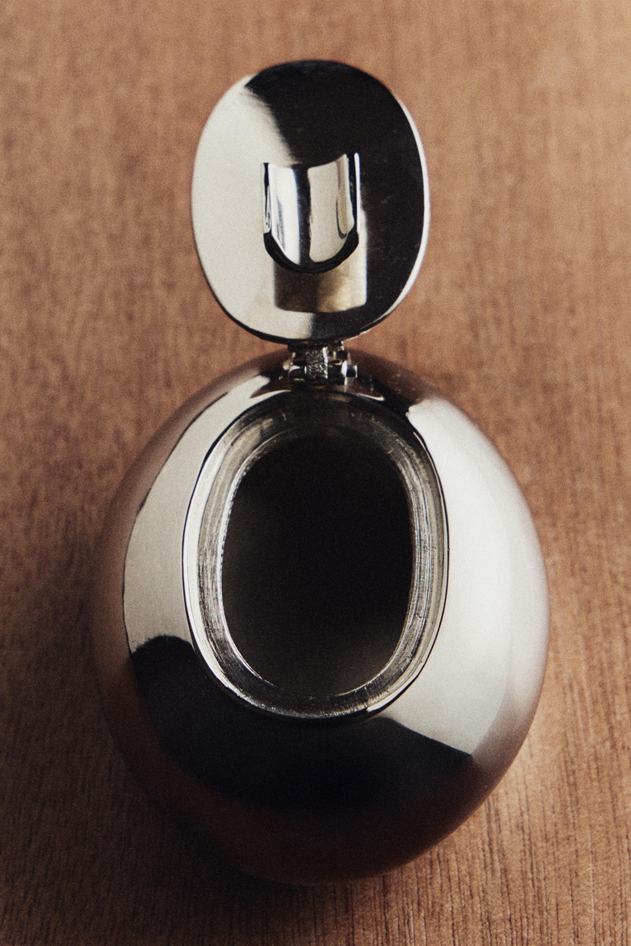 CHROME ASHTRAY