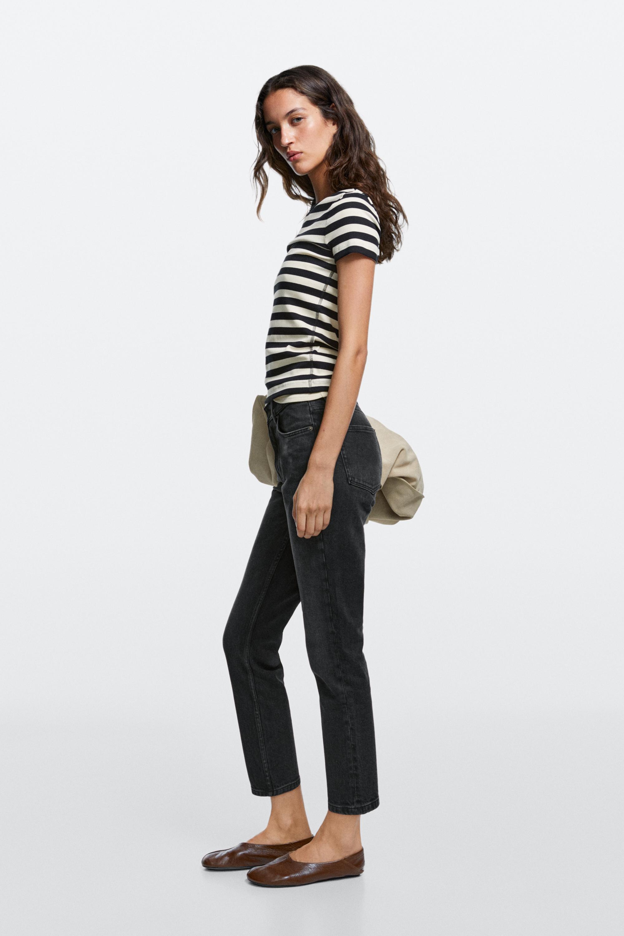 Mid-waist slim fit cropped jeans