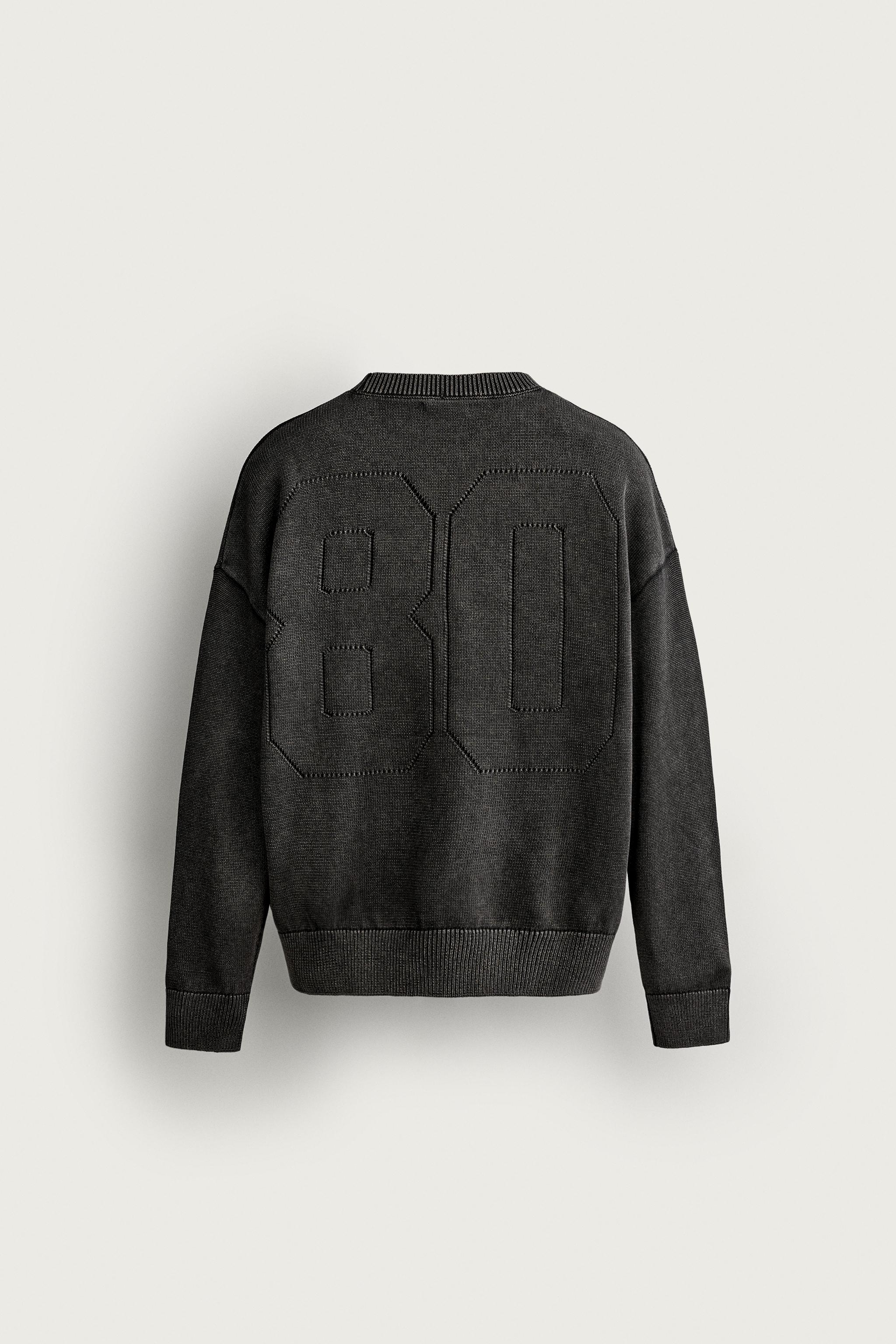 PULL À COUPE DÉCONTRACTÉE EN INTARSIA
