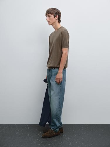 Camiseta punto manga corta mezcla lana - Khaki de Zara