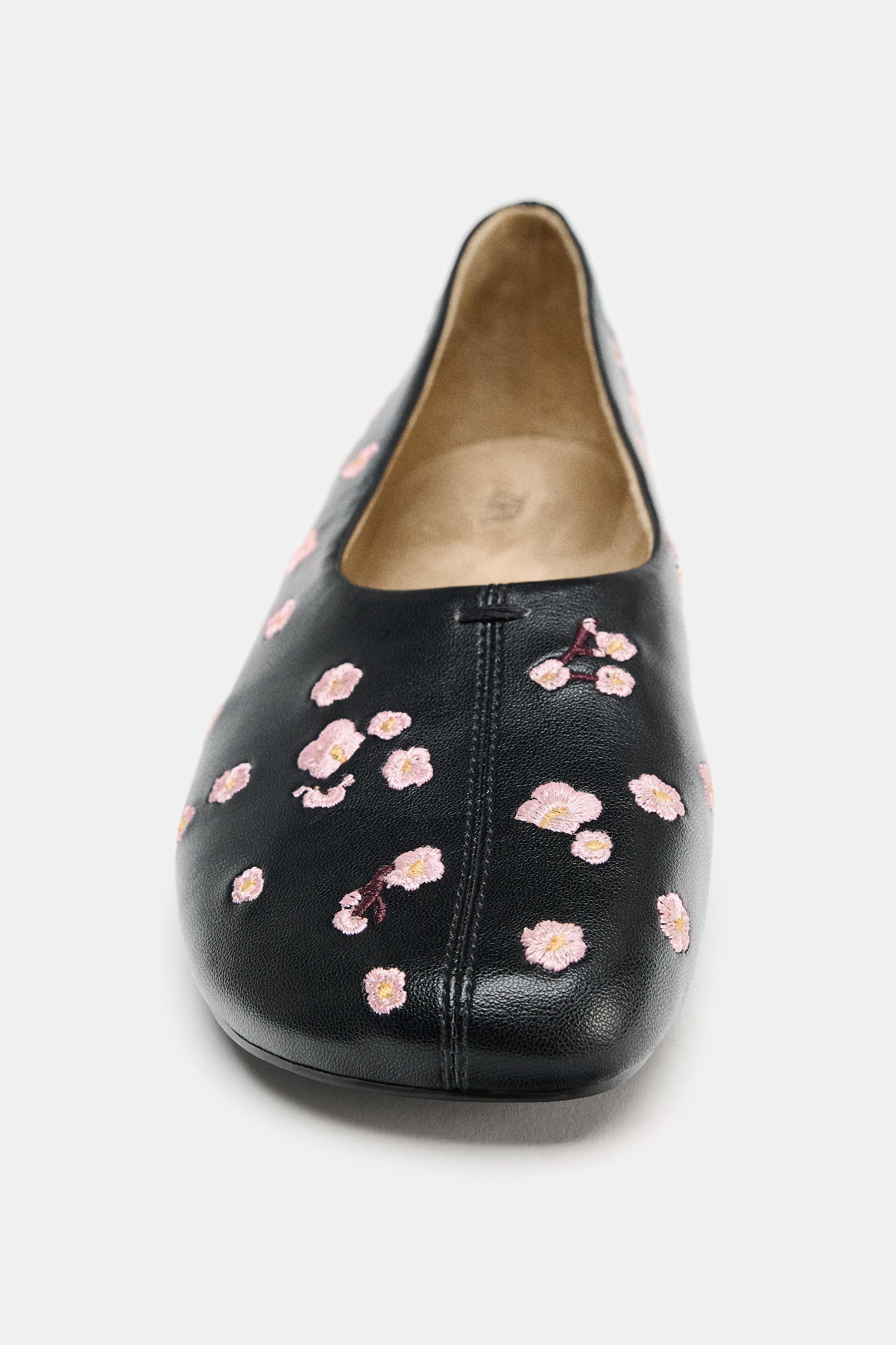 刺繍入りフラットバレリーナシューズ - ブラック | ZARA Japan / 日本