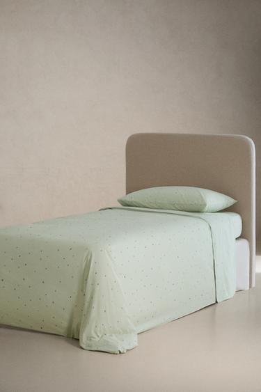 KIDS' STARS COTTON FLAT SHEET - أخضر فاتح الخاص بـ Zara