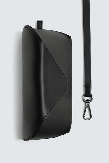 HOUSSE À LUNETTES EN CUIR - Noir de Zara - Image 4