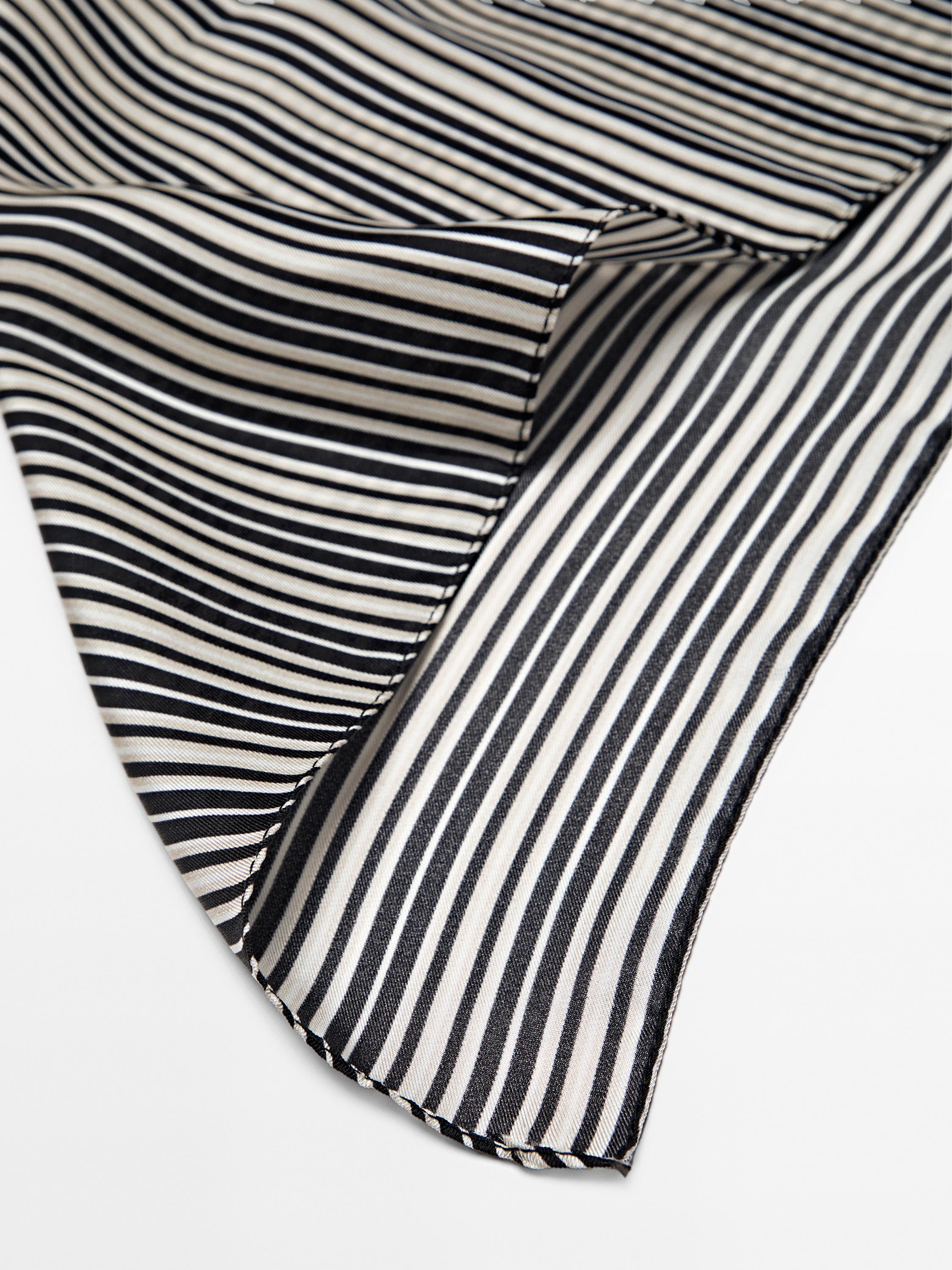 Foulard à rayures 100 % soie