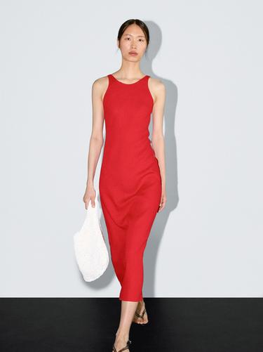 Vestido midi escote redondo 100% lino - Rojo de Zara