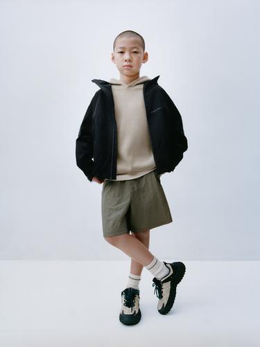 LIGHTWEIGHT WATER-REPELLENT HOODED JACKET - Black by Zara