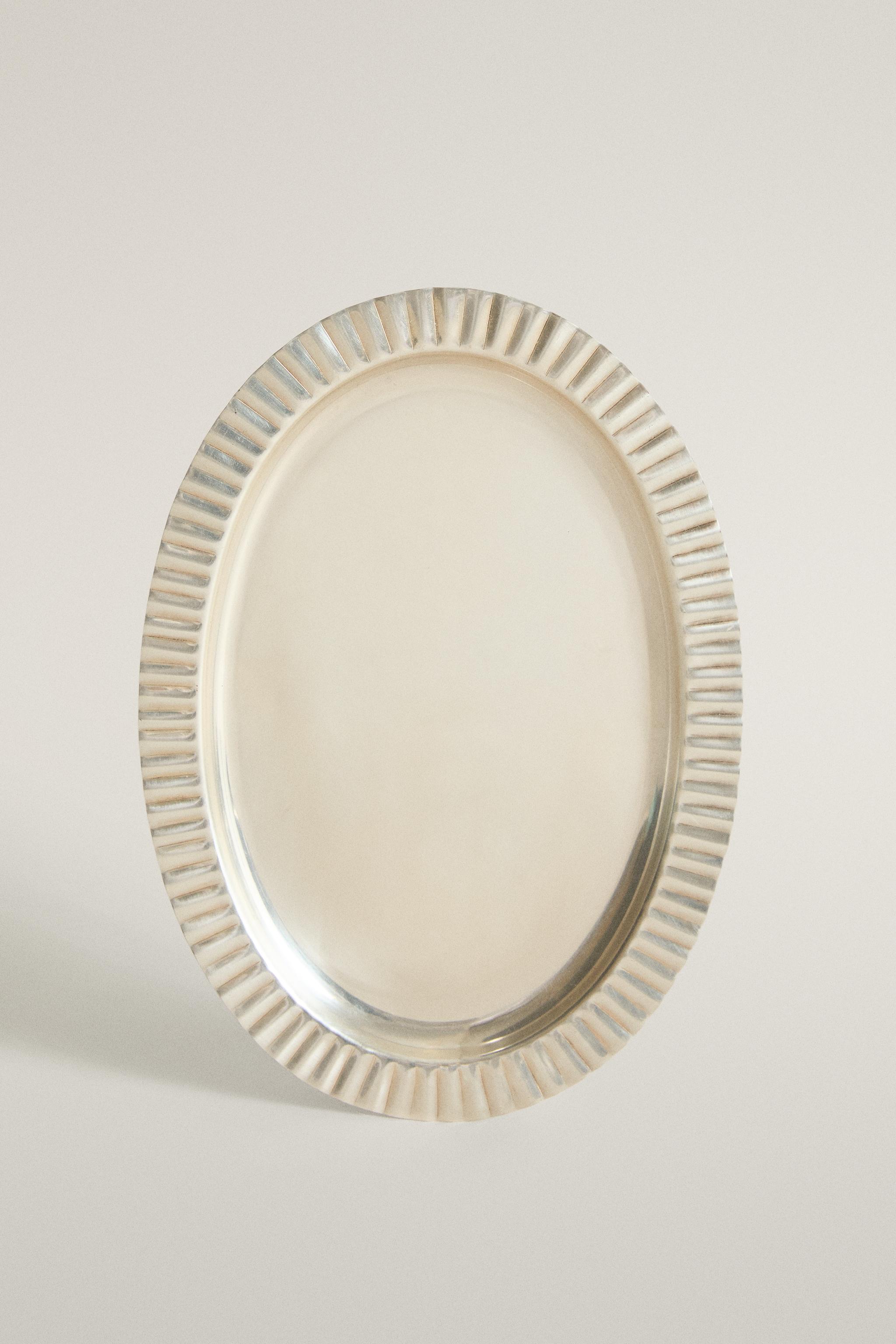WAVY METAL BATH TRAY