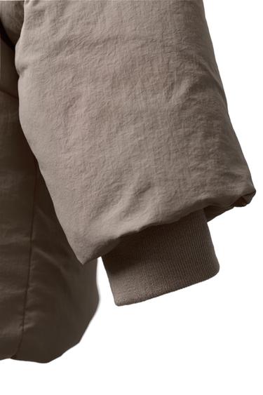 WASSERABWEISENDE DAUNENJACKE MIT ABNEHMBARER KUNSTFELLKAPUZE - Beige von Zara