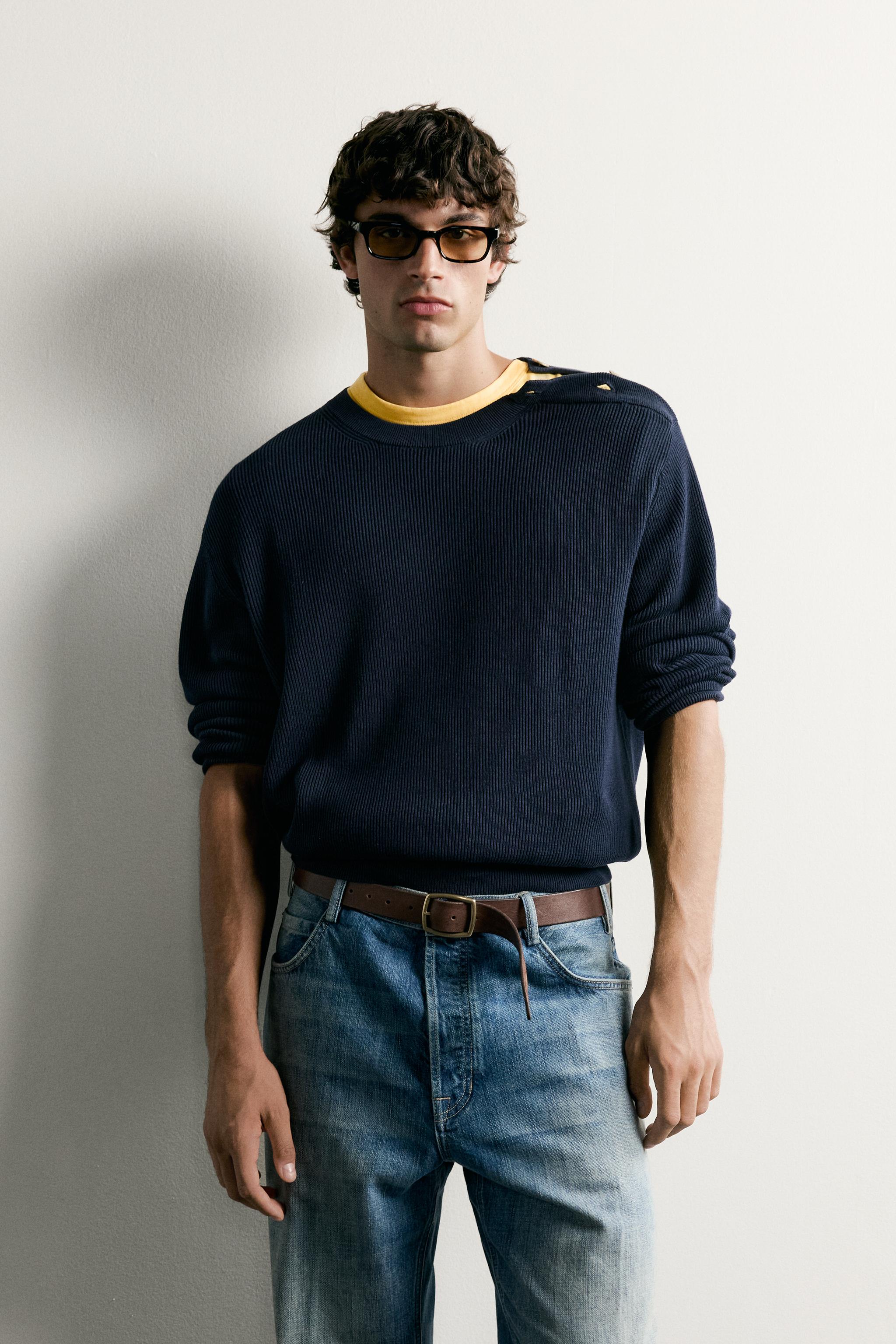 REGULAR FIT BUTTON NECK JUMPER