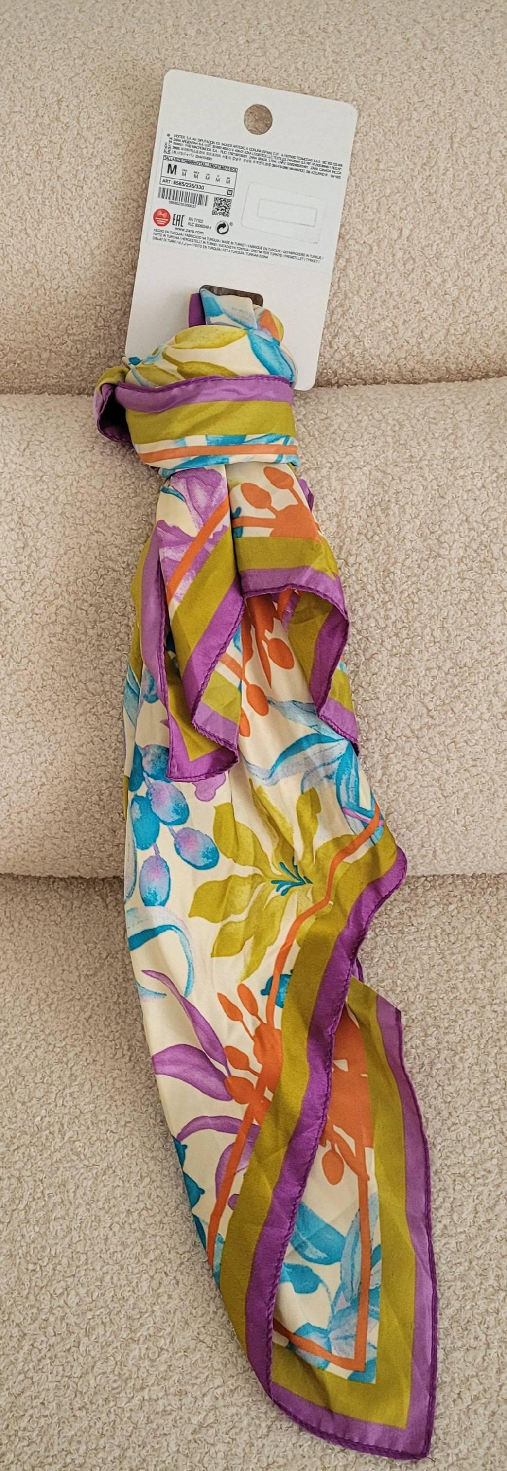 PRINTED SATIN SCARF - Image 2