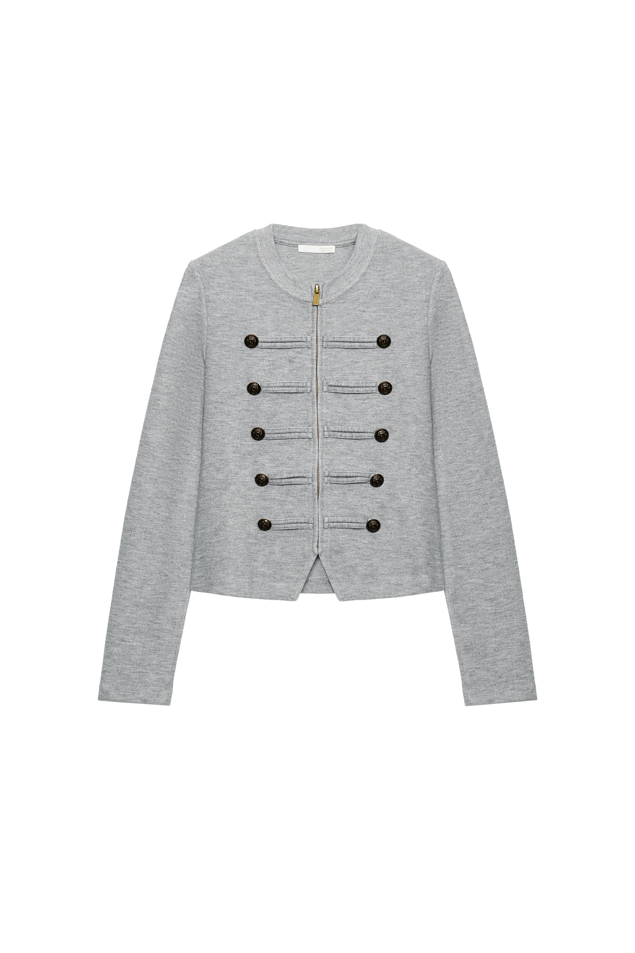 CHAQUETA APLICACIÓN BOTONES