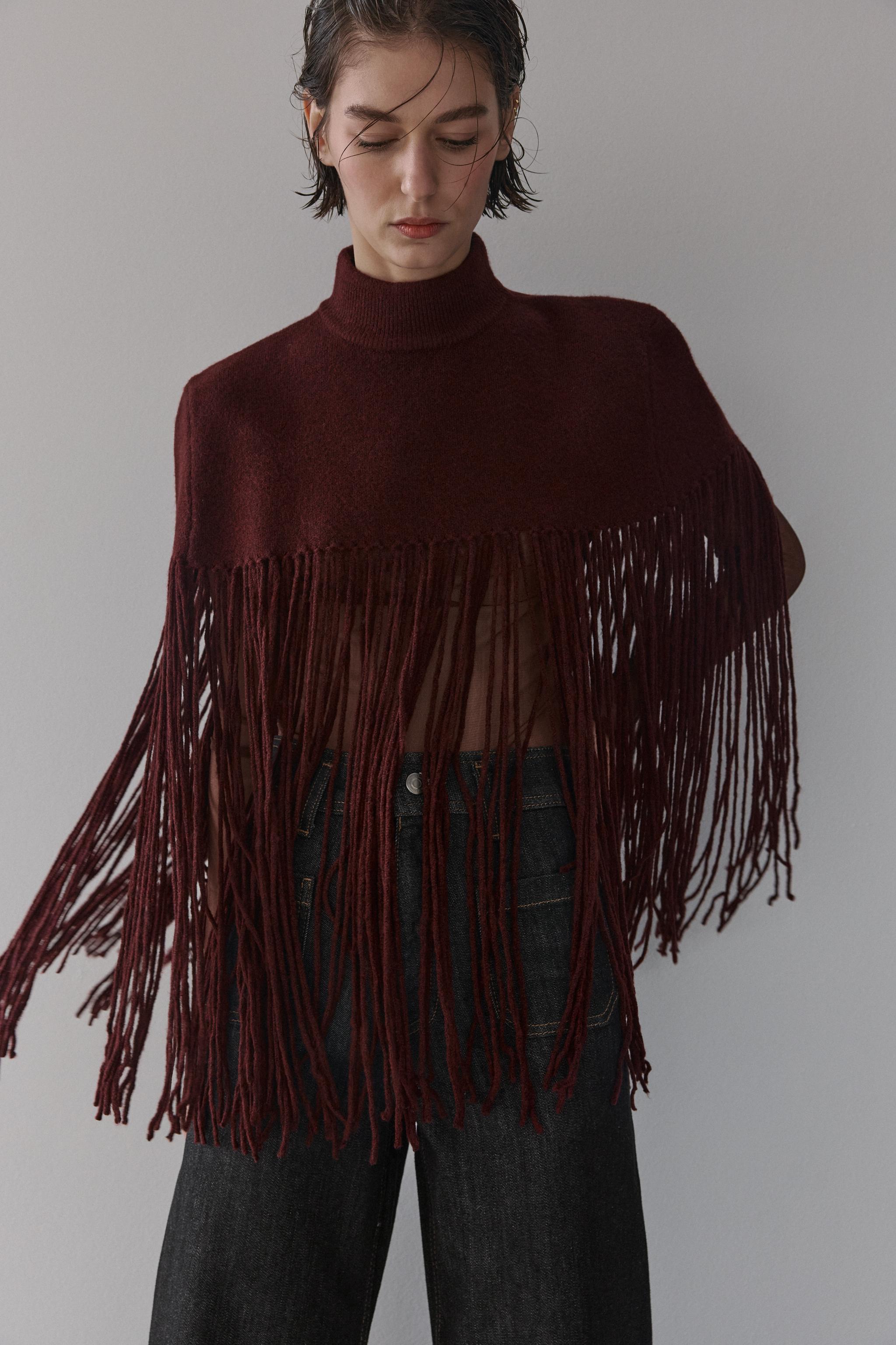 KNIT CAPE WITH FRINGING - Burgundy | ZARA New Zealand