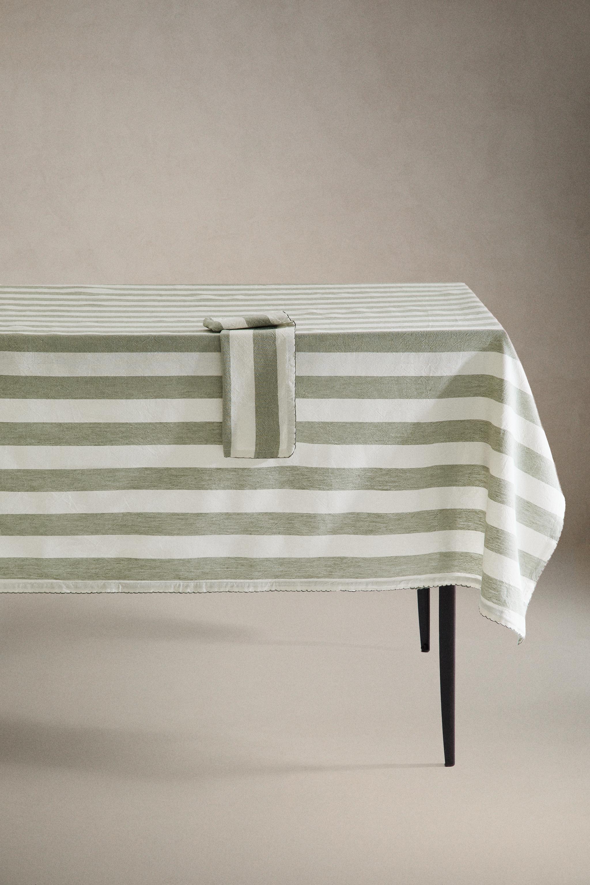 NAPPE RAYURES FIL TEINT