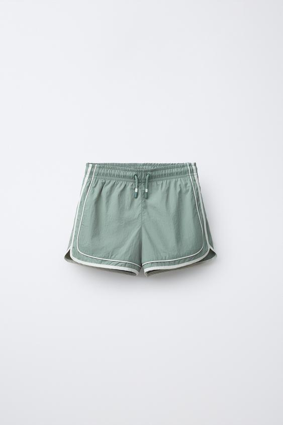 6-14 AÑOS/ BERMUDA BAÑO BANDAS CONTRASTE - Verde de Zara - Imagen 0