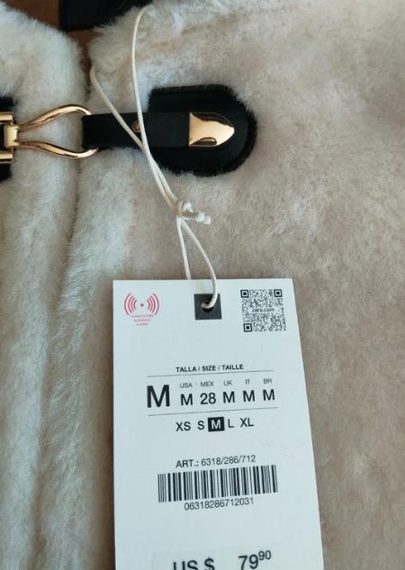 FAUX FUR JACKET WITH FIREMAN CLASP - Image 3