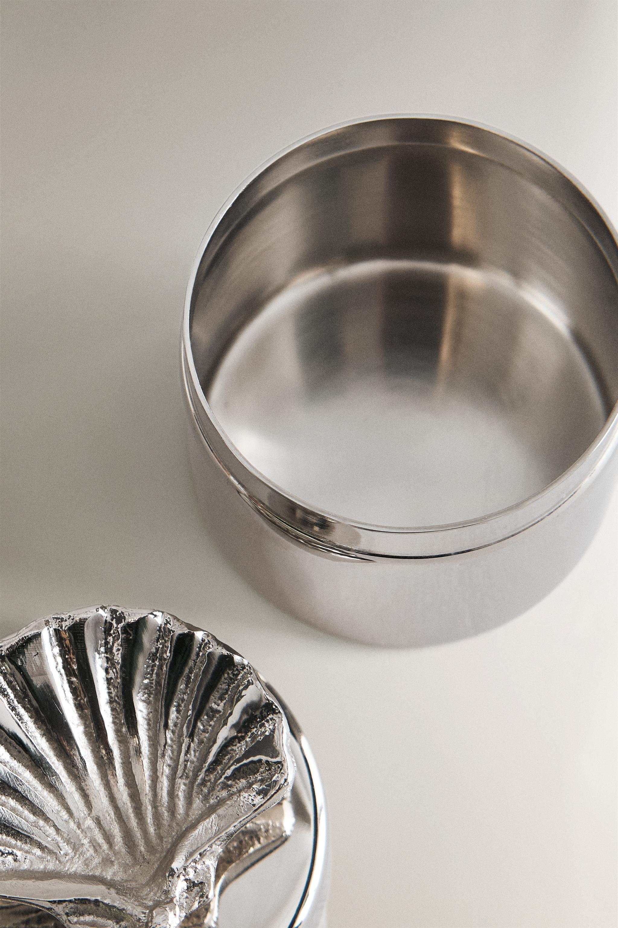 ROUND METAL BOX WITH A SHELL - Silver | ZARA United States