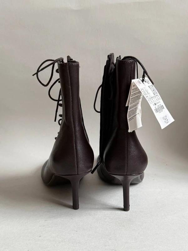 LEATHER KITTEN ANKLE BOOTS - Image 4
