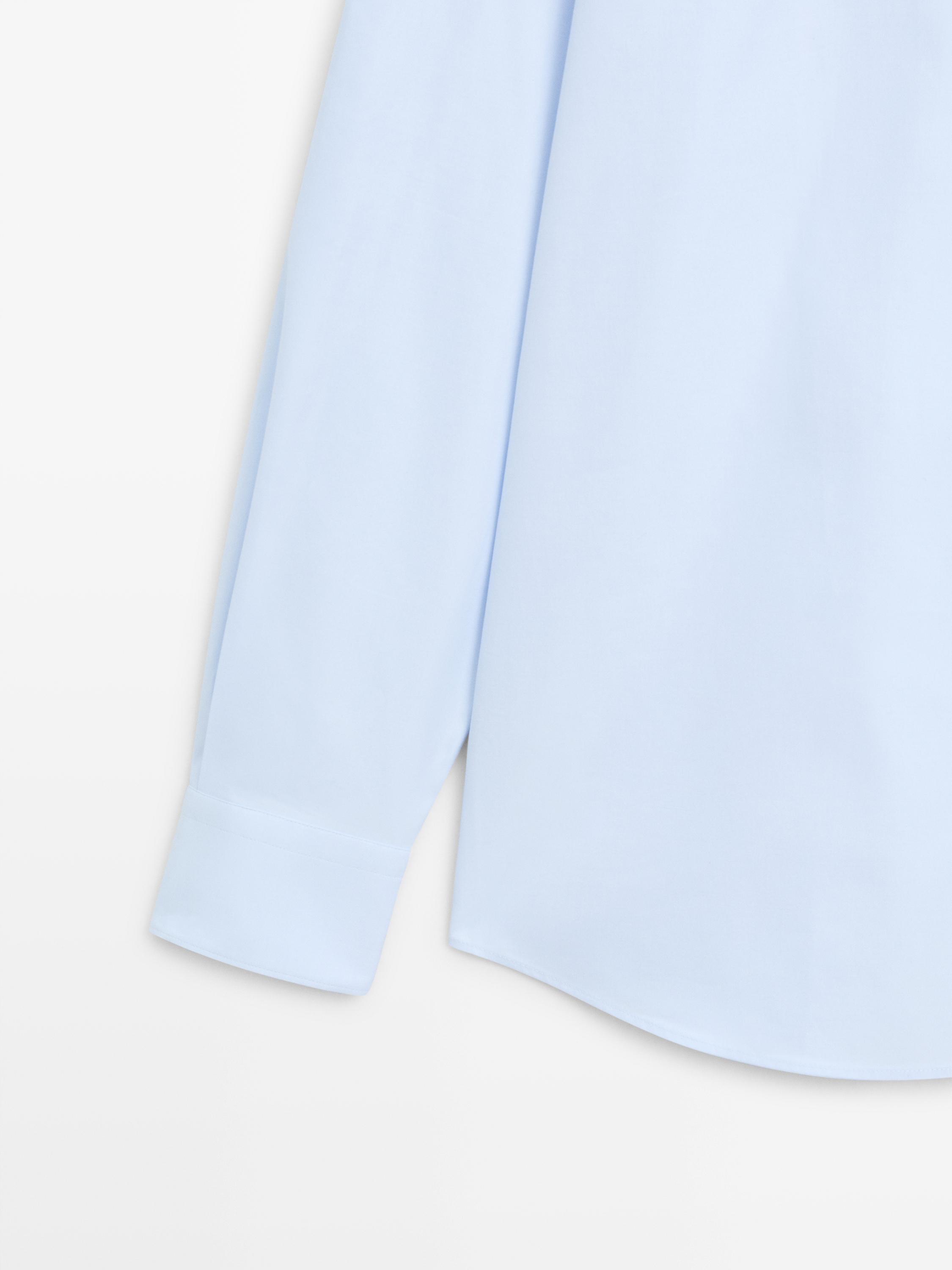 Slim fit 100% cotton shirt