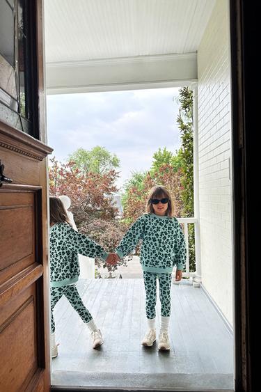 RIBBED PRINTED LEGGINGS - GREENISH by Zara