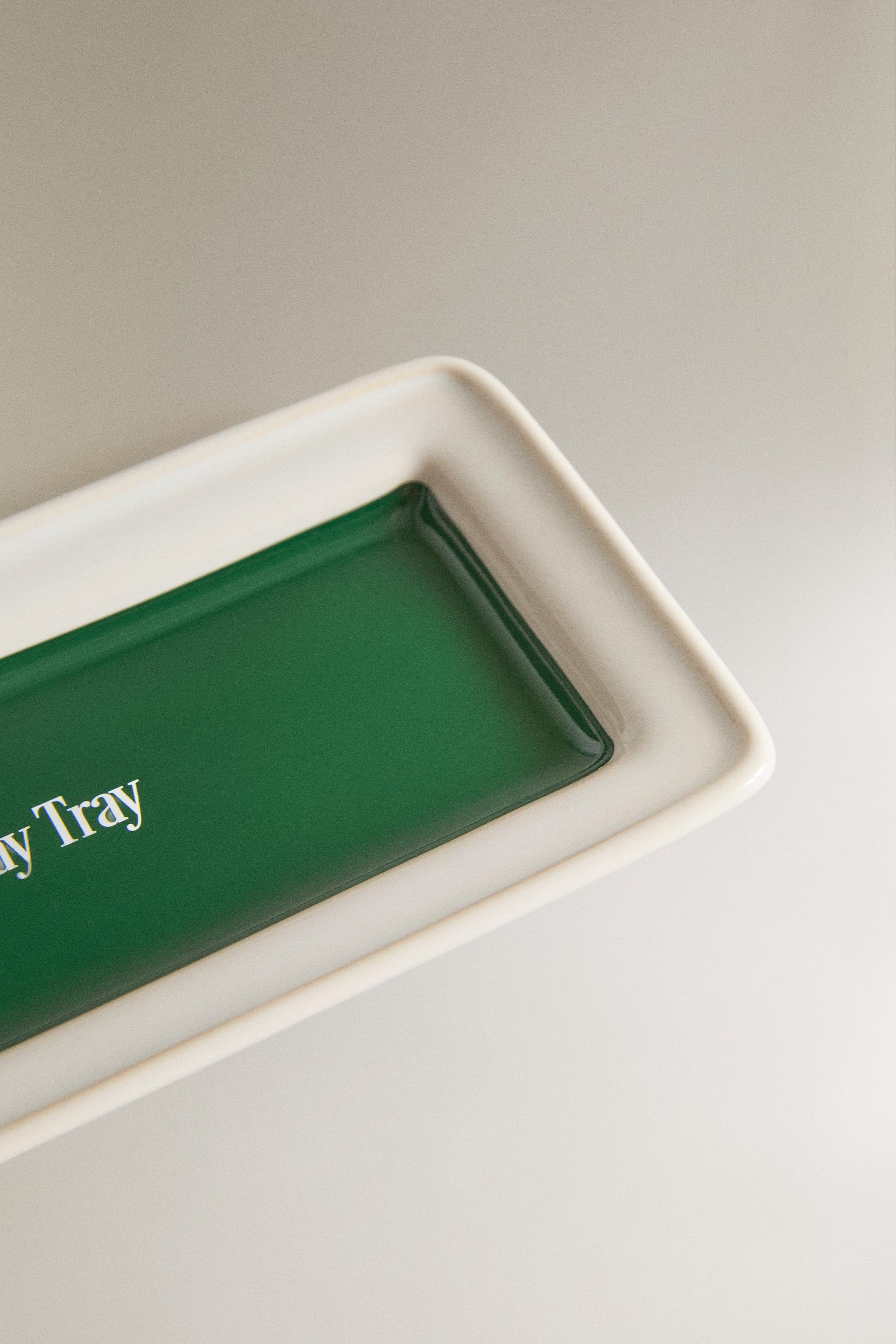 DECORATIVE CERAMIC TRAY