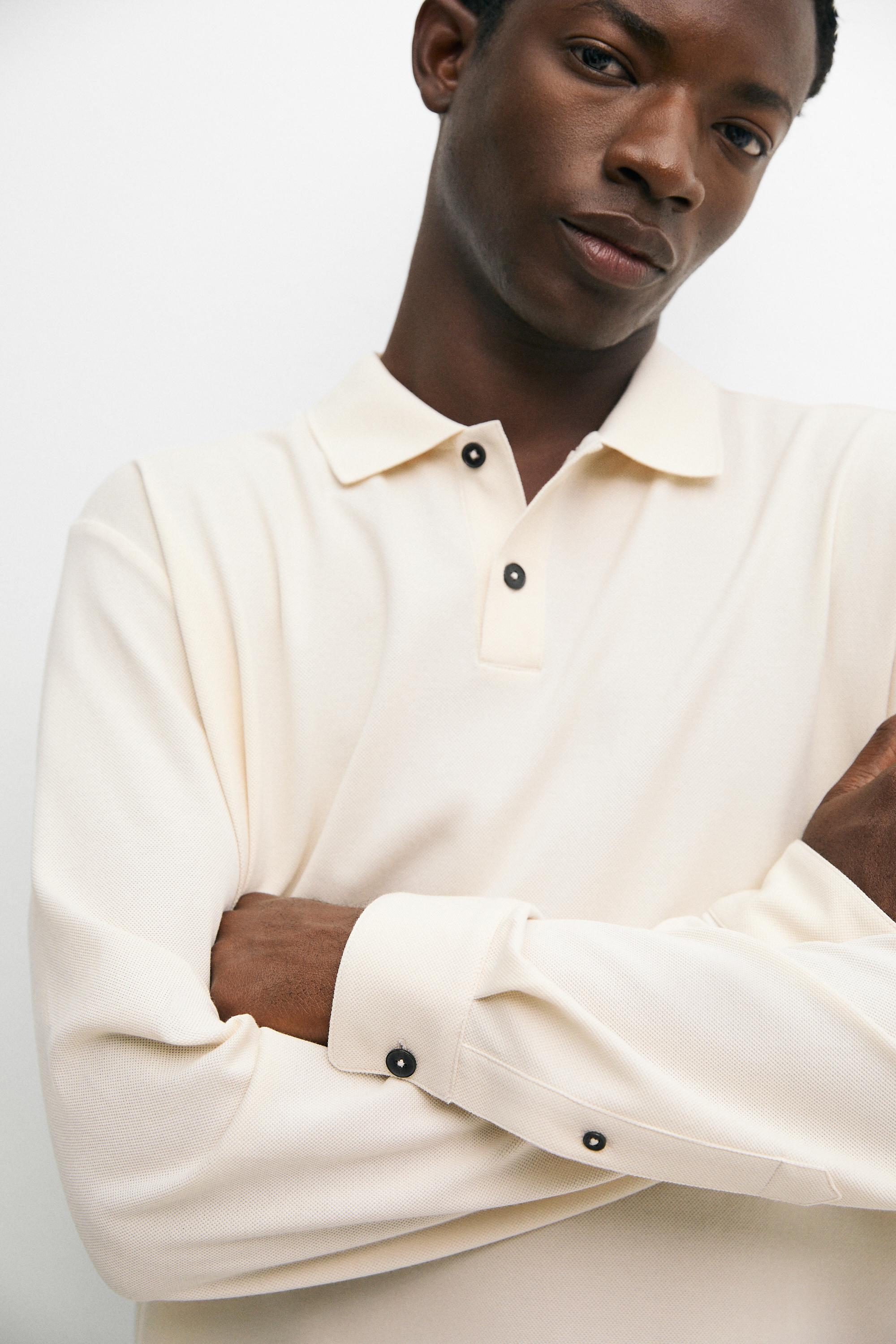 100% cotton micro-textured knit polo shirt