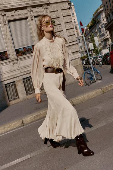 VESTITO MIDI IN PIZZO CON CINTURA - Ecrù medio di Zara