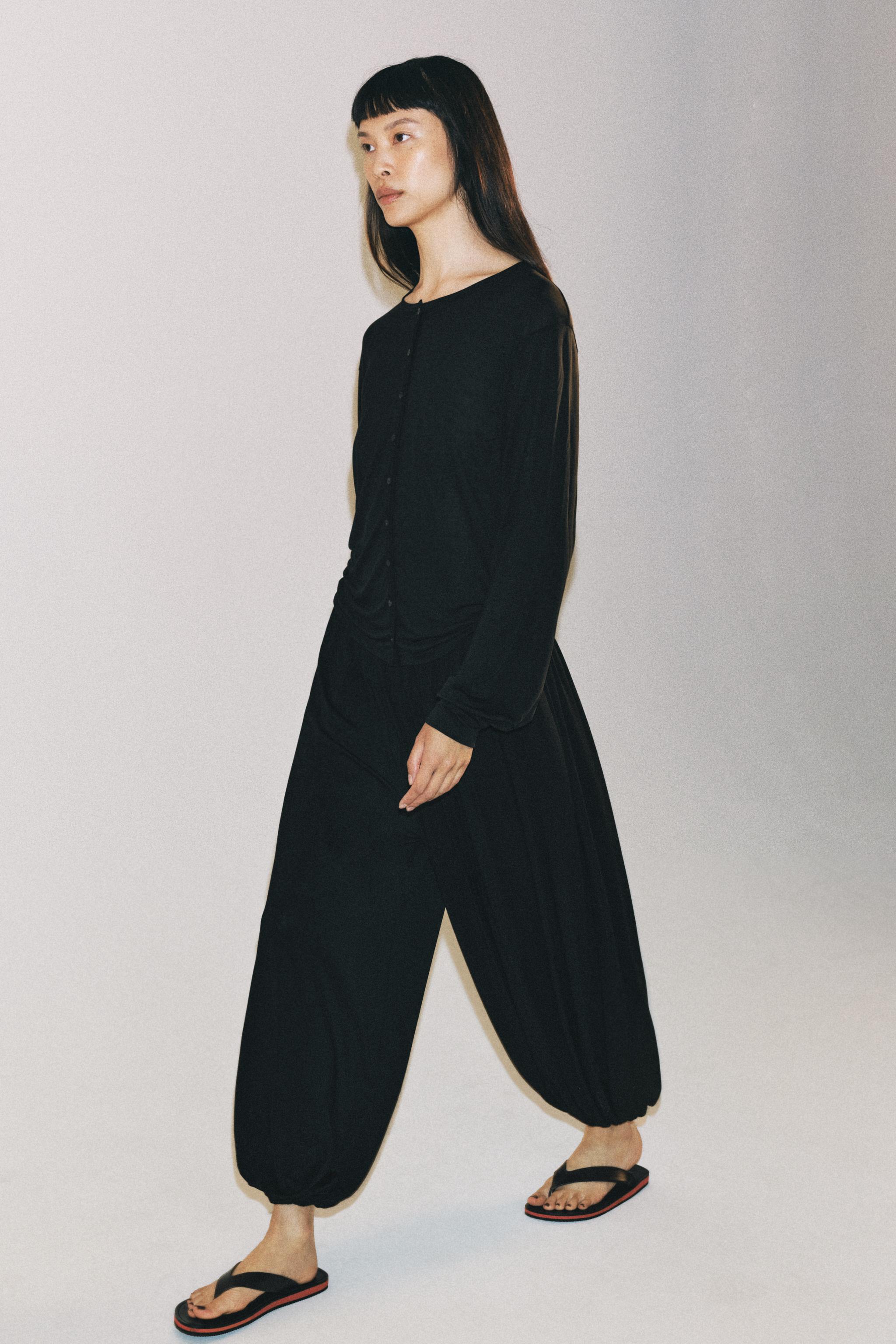 FLOWY BALLOON PANTS - Black | ZARA United States