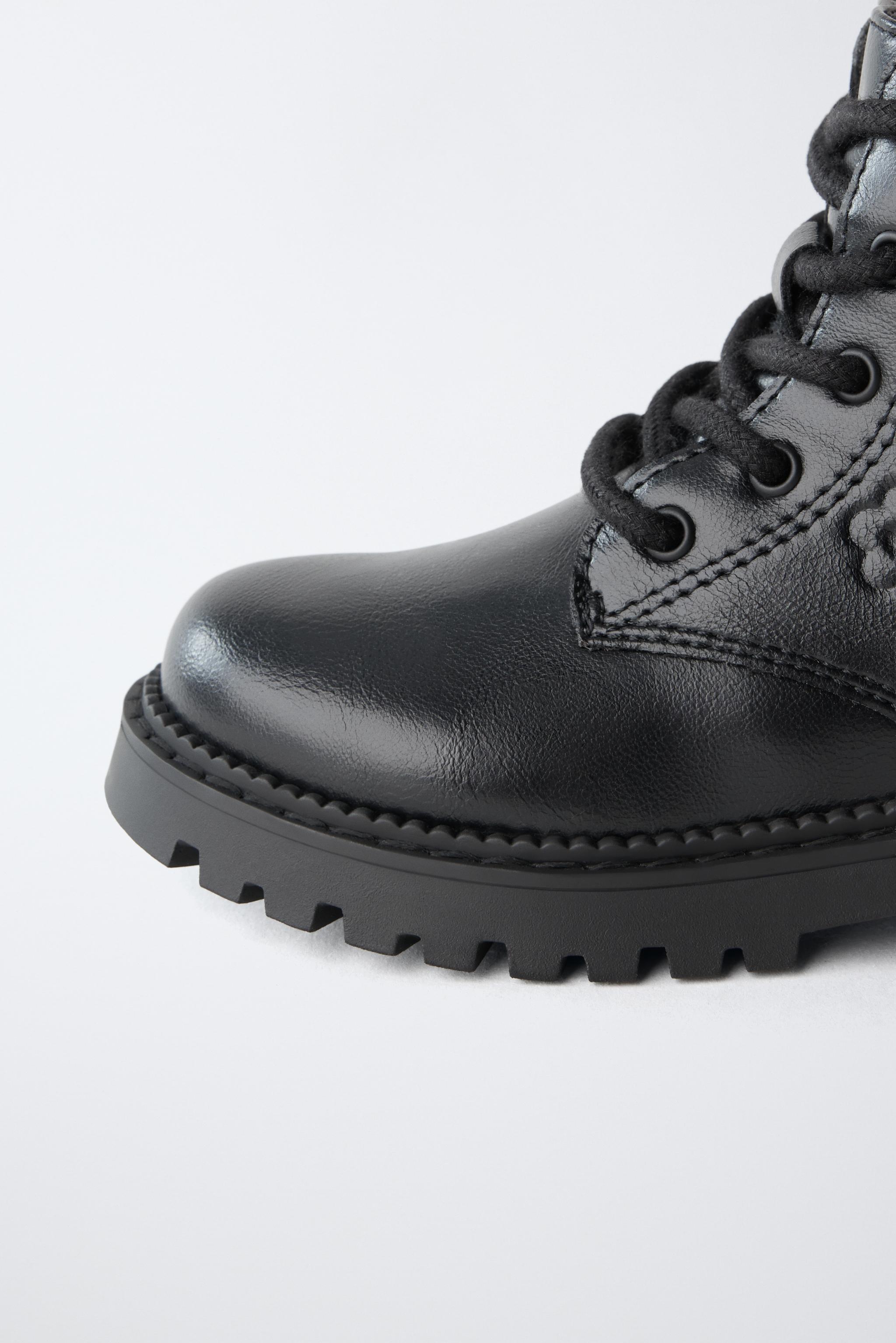 BOTA FLORES