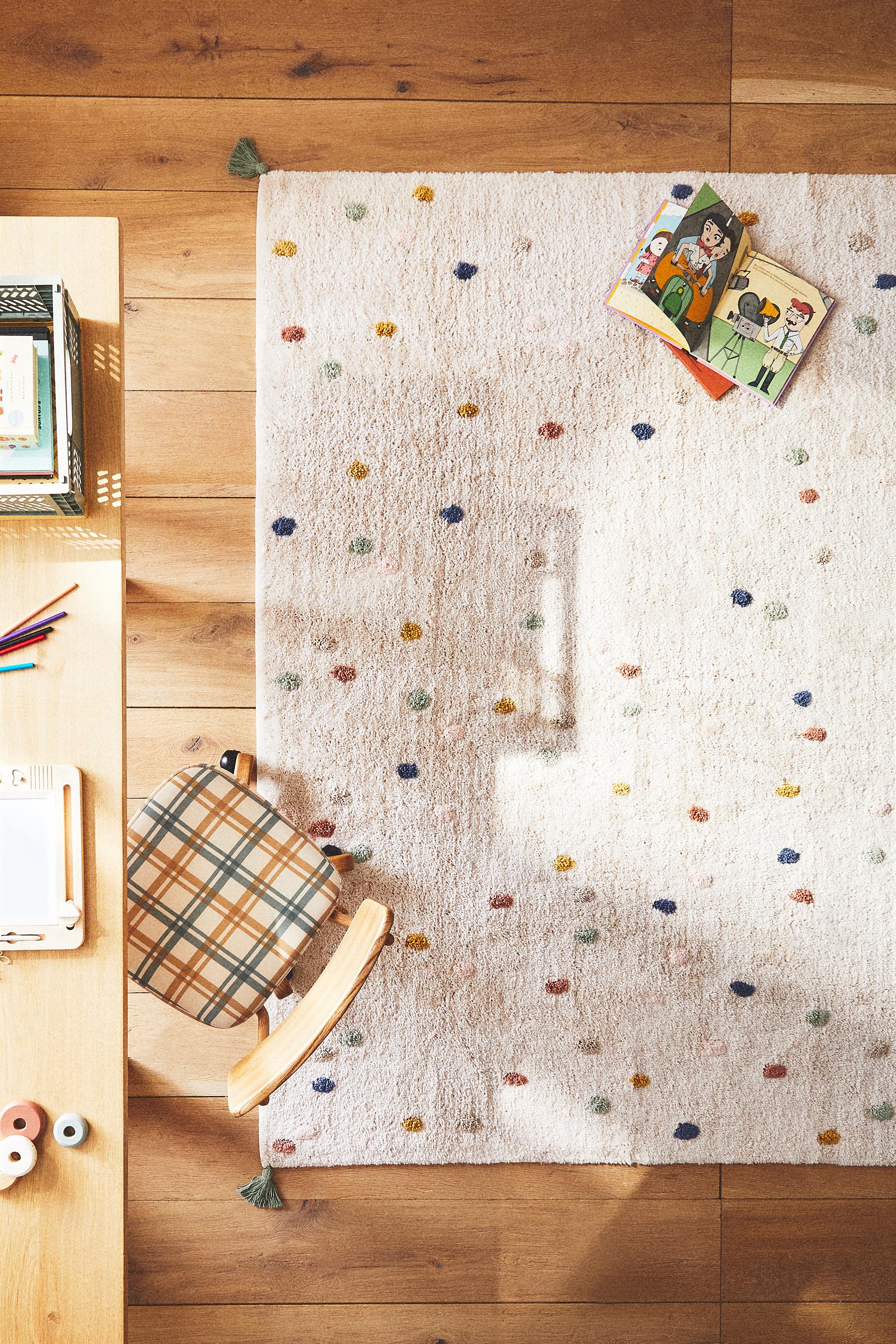 CHILDREN’S MULTICOLORED POLKA DOT COTTON AREA RUG