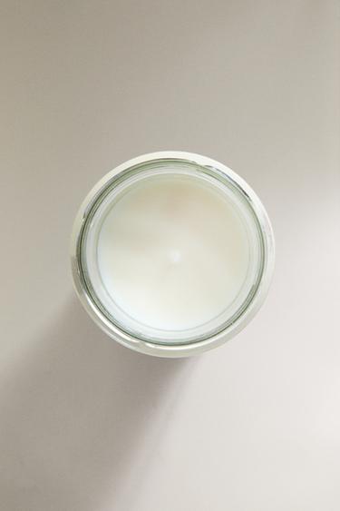(130 G) BOUGIE PARFUMÉE PISTACHE & CHOCOLAT - Vert pistache de Zara - Image 1