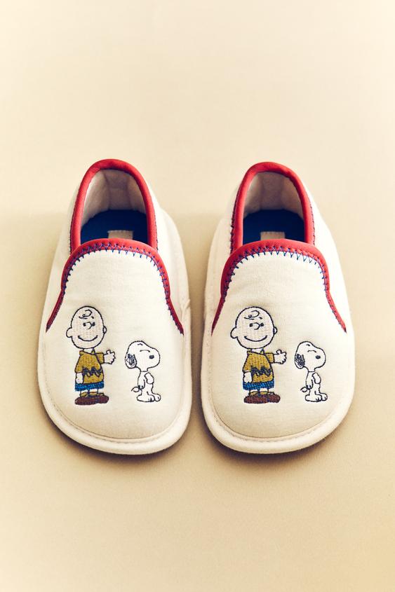 CHILDREN’S PEANUTS™ SLIPPERS