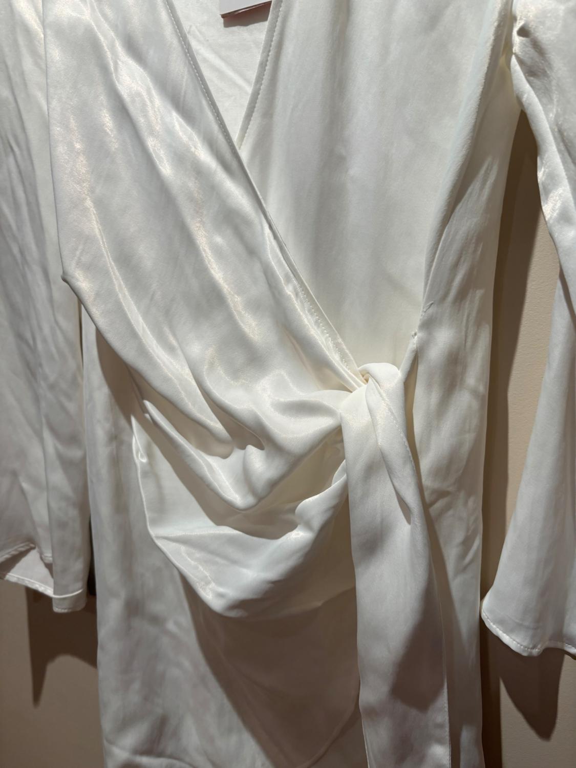 SATIN EFFECT WRAP DRESS - Image 3