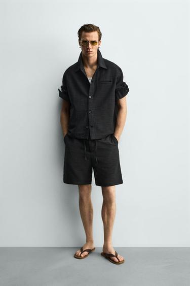 QUẦN SHORT ỐNG SUÔNG VẢI MỀM MẠI - Màu đen từ Zara