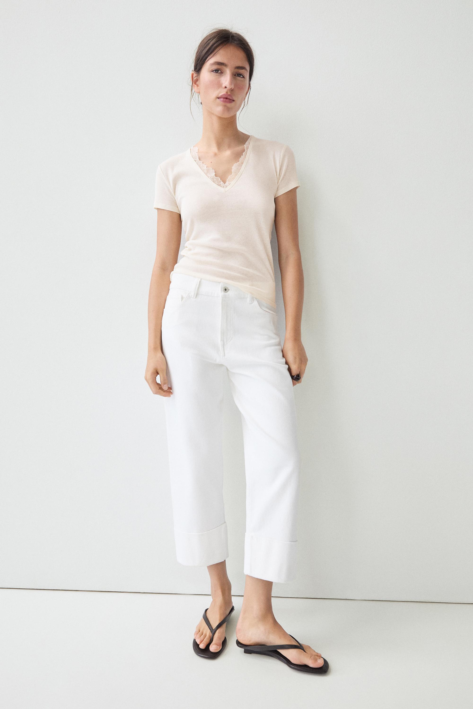 Lace-detail V-neck T-shirt