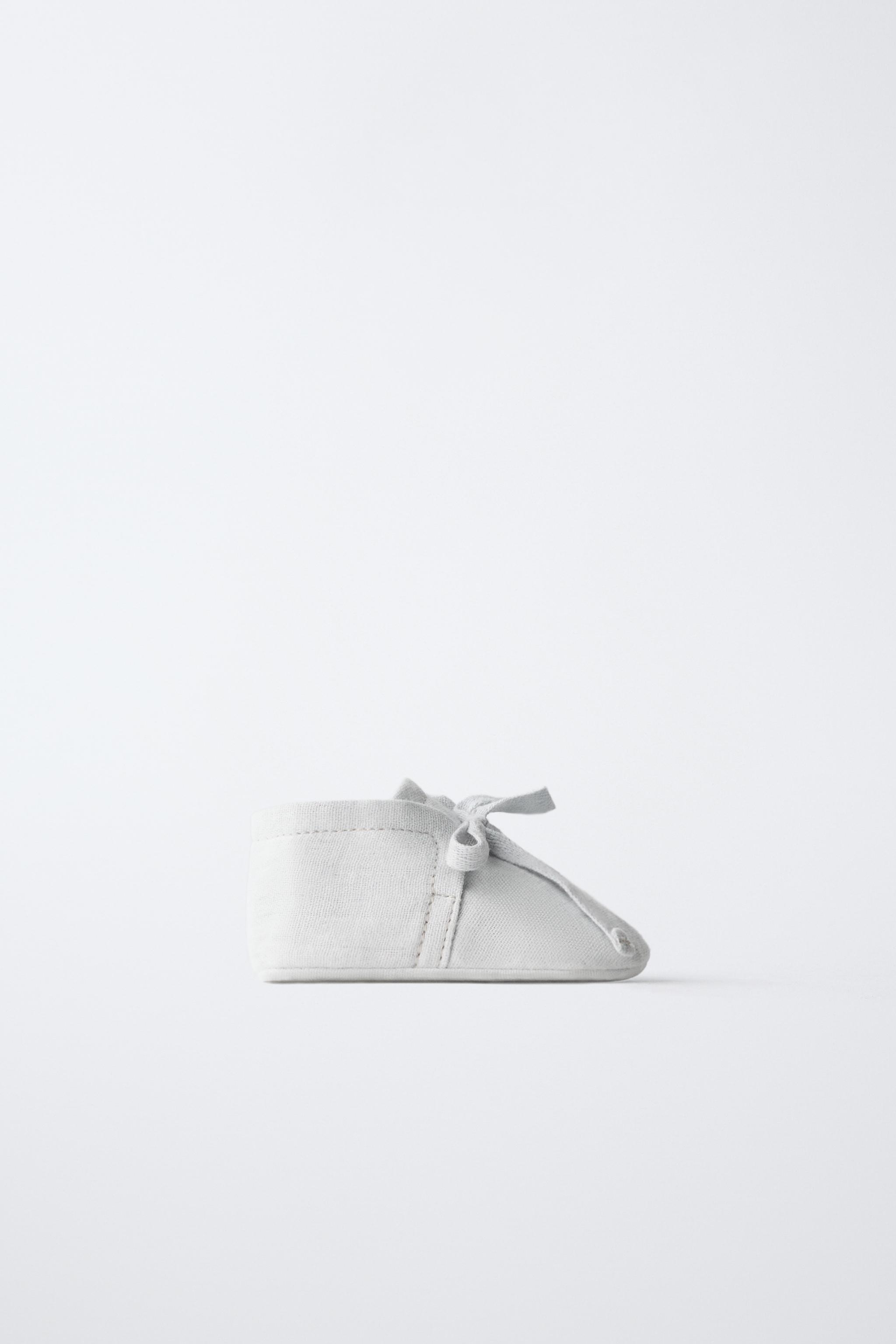 BOW BOOTS