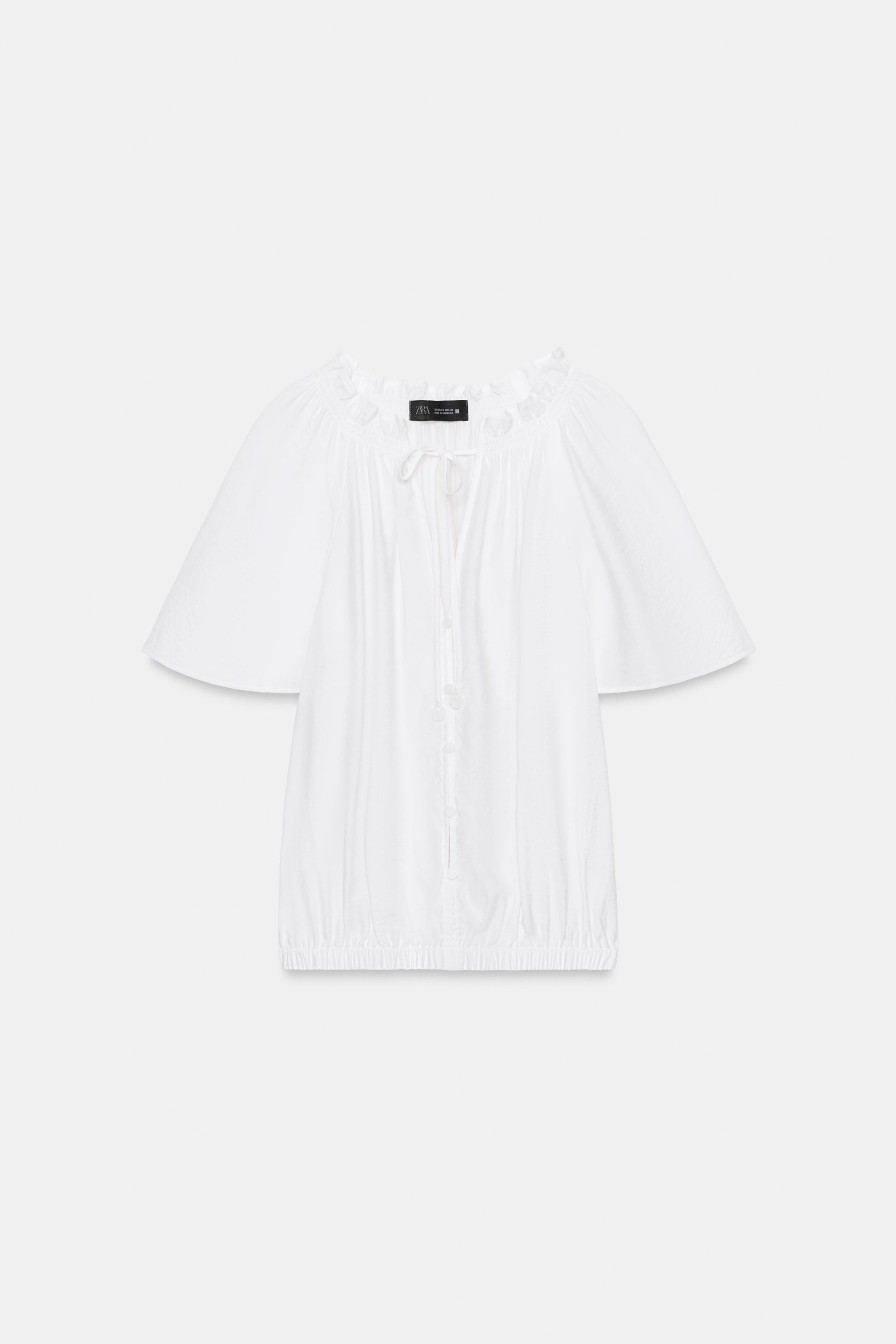 BLOUSE ROMANTIQUE À VOLANT