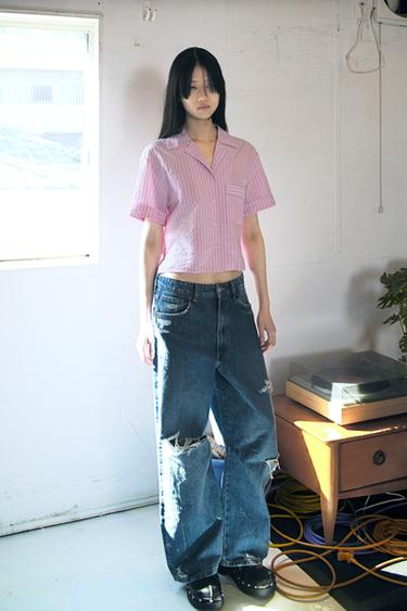CROPPED STRIPED SHIRT - Pink by Zara