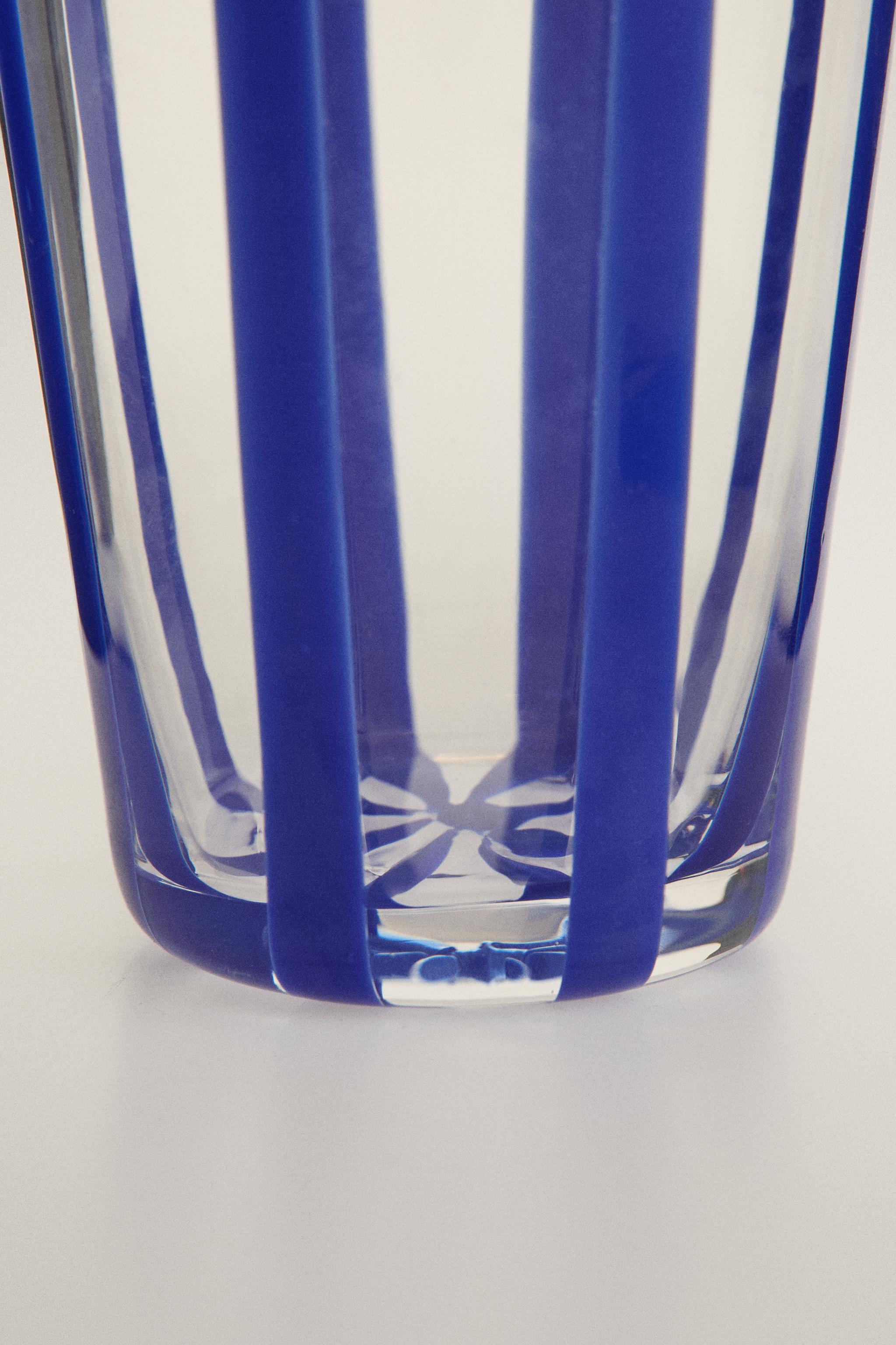 VERRE EN À LIGNES