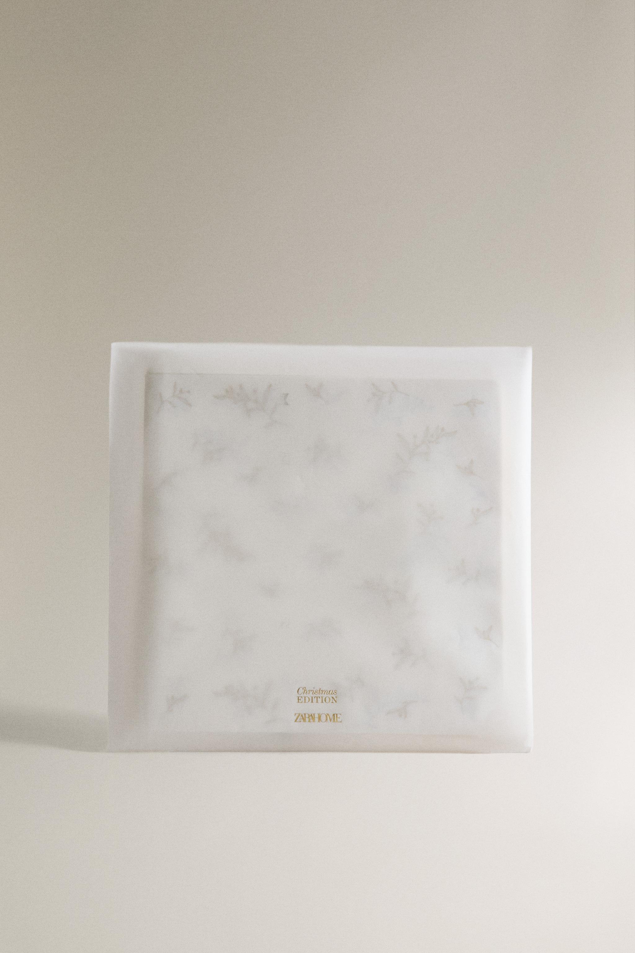 SET OF CHRISTMAS BRANCH PAPER NAPKINS (SET OF 20)